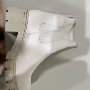 Chic White Ankle Boots
